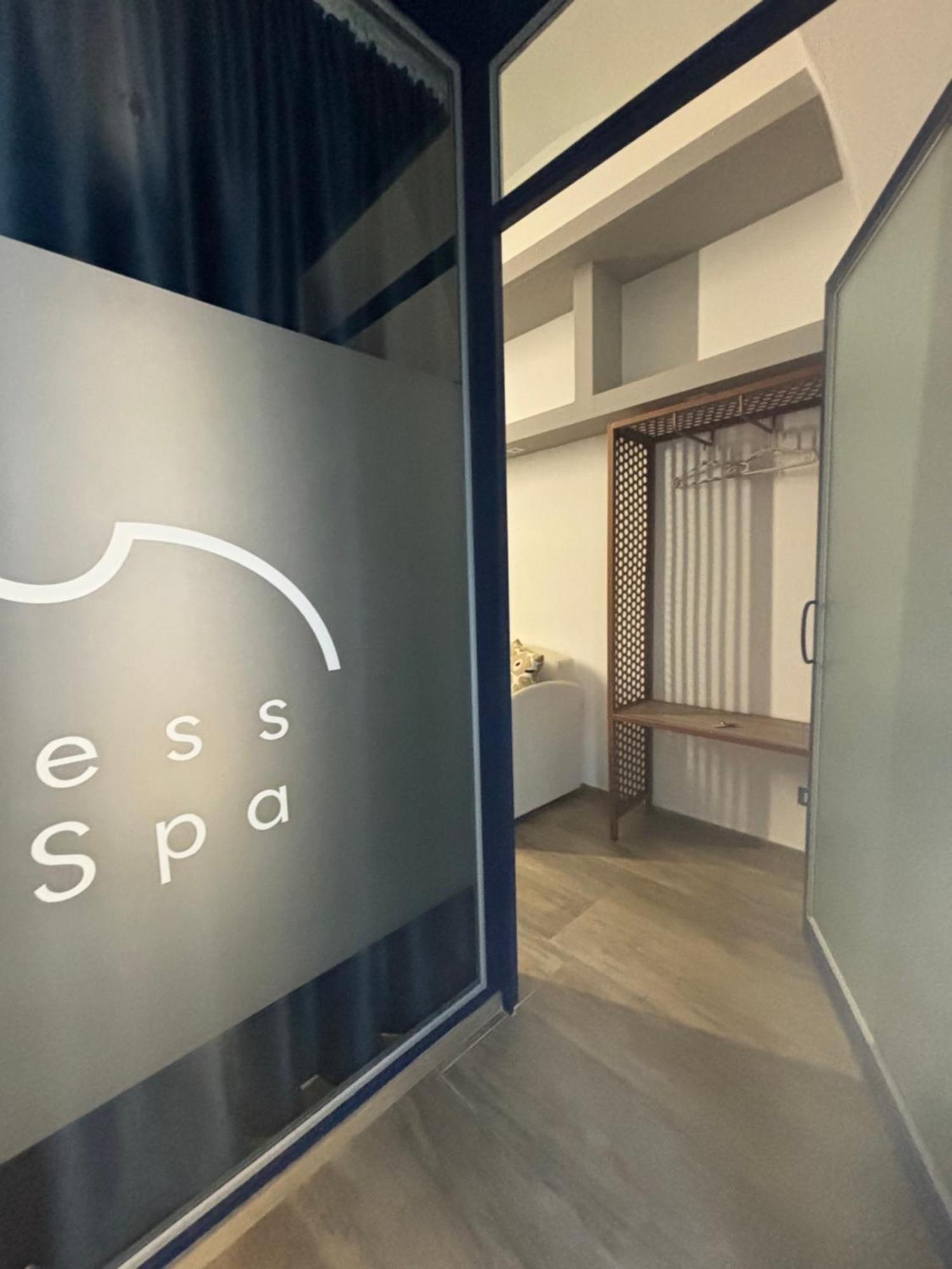 B&B Del Corso Foggia Con Parcheggio Custodito 외부 사진